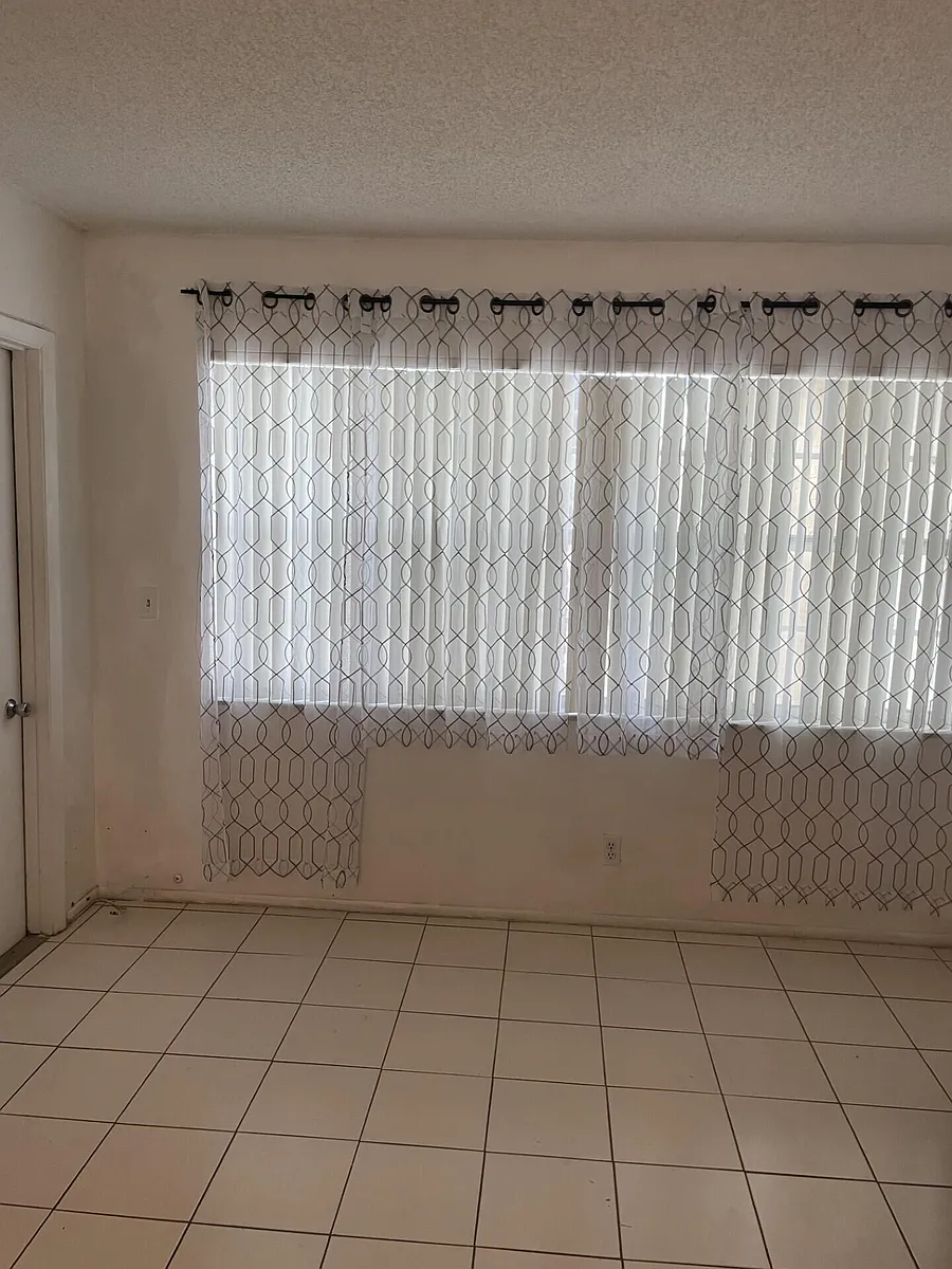 Building Photo - 175 W Lake Carol Dr #175