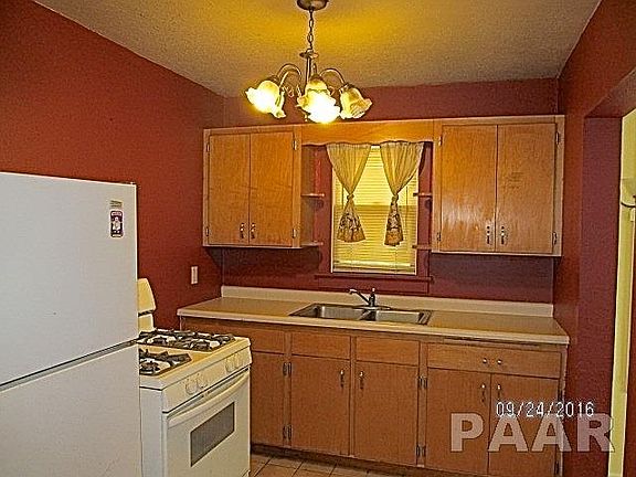 4th image of 1410 E Paris Ave