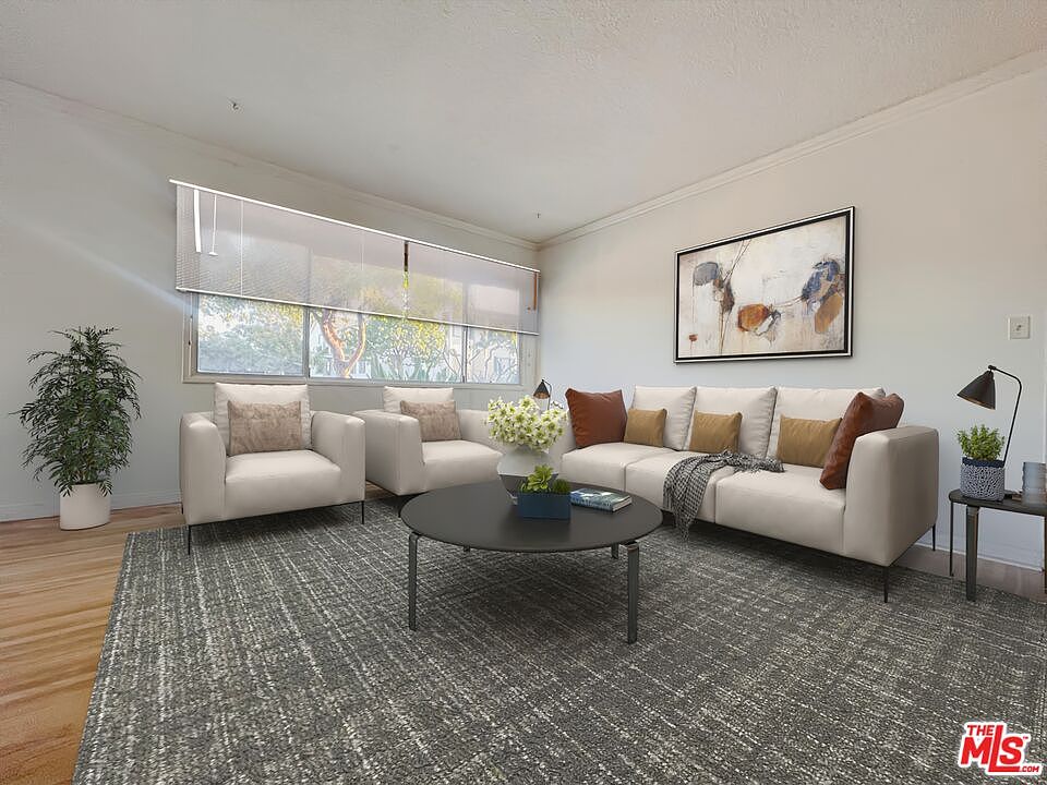 1st image of 649 Ocean Park Blvd #7
