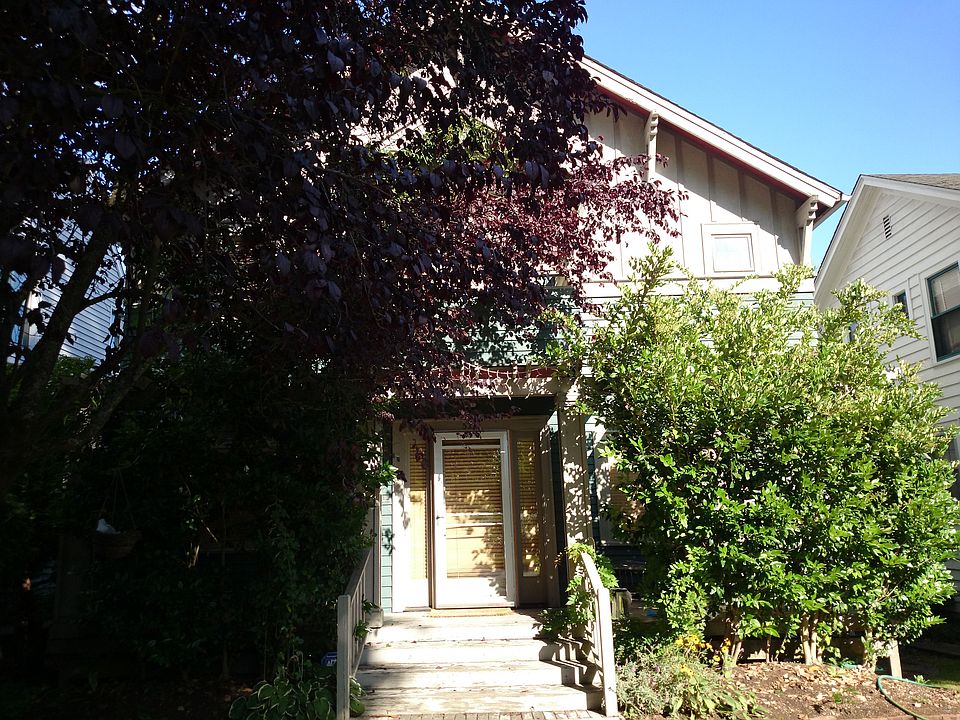 2nd image of 5714 34th Ave NE