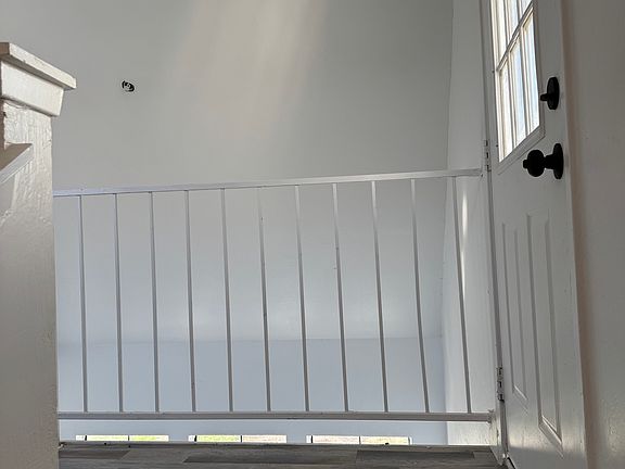 5th image of 4316 Swiss Ave APT 203