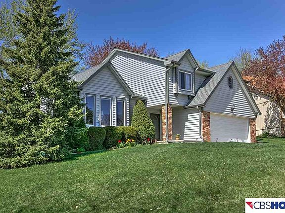 2nd image of 2814 Nottingham Dr