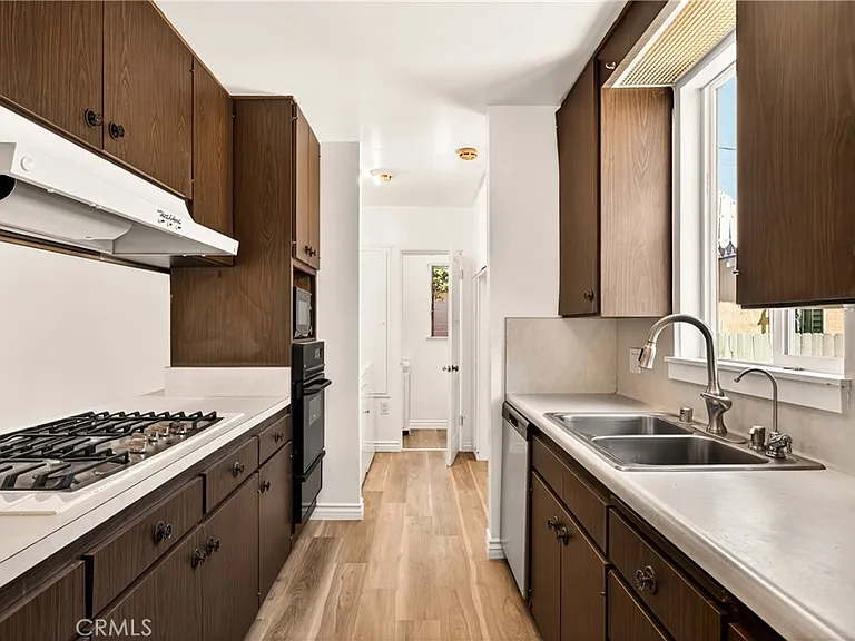 4167 Brunswick Ave — Photo 11