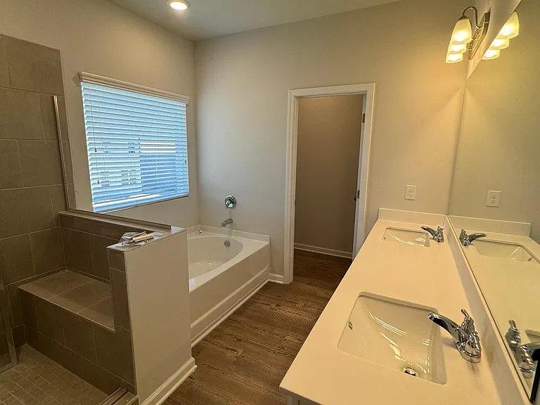 2110 Ecoland Dr — Photo 26