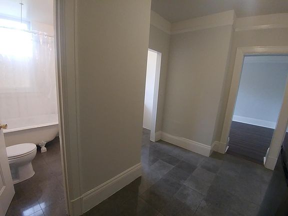 5th image of 142 McAllister St #212