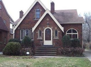 16705 Laverne Ave, Cleveland, OH 44135