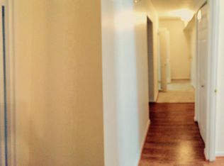 11604 Stoneview Sq APT 1B, Reston, VA 20191