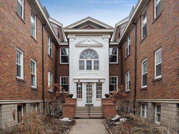 2nd image of 3909 Aldrich Ave S #17