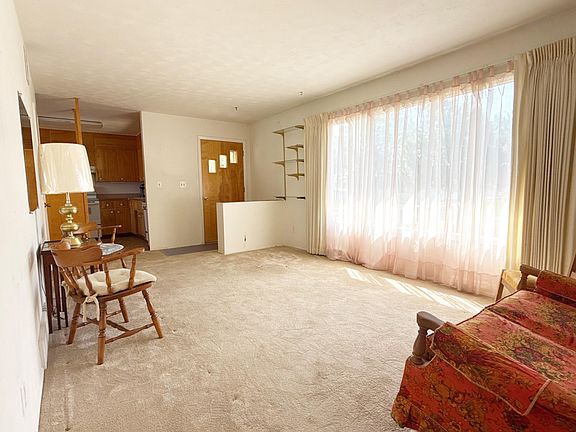 3rd image of 116 Park St