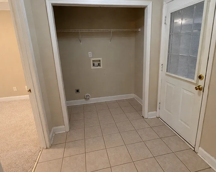200 Chipper St — Photo 22