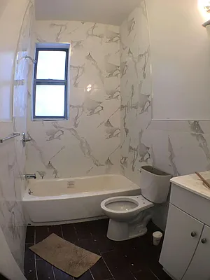 Rented by Lang Realty LLC | media 21