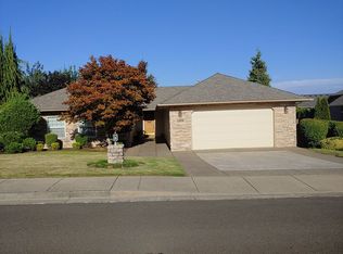 1572 Pelican Ct NW, Salem, OR 97304