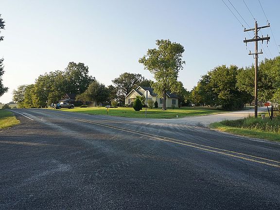 3rd image of 12939 Fm 390 E