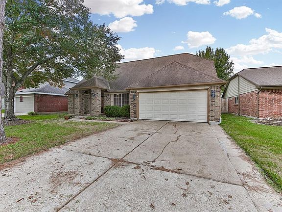 2nd image of 4822 Heritage Plains Dr