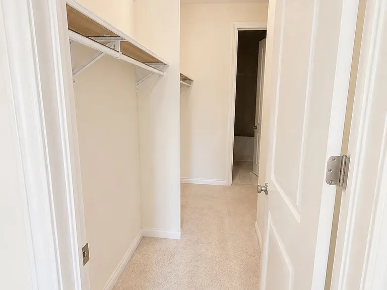 218 Dougall Ave — Photo 19
