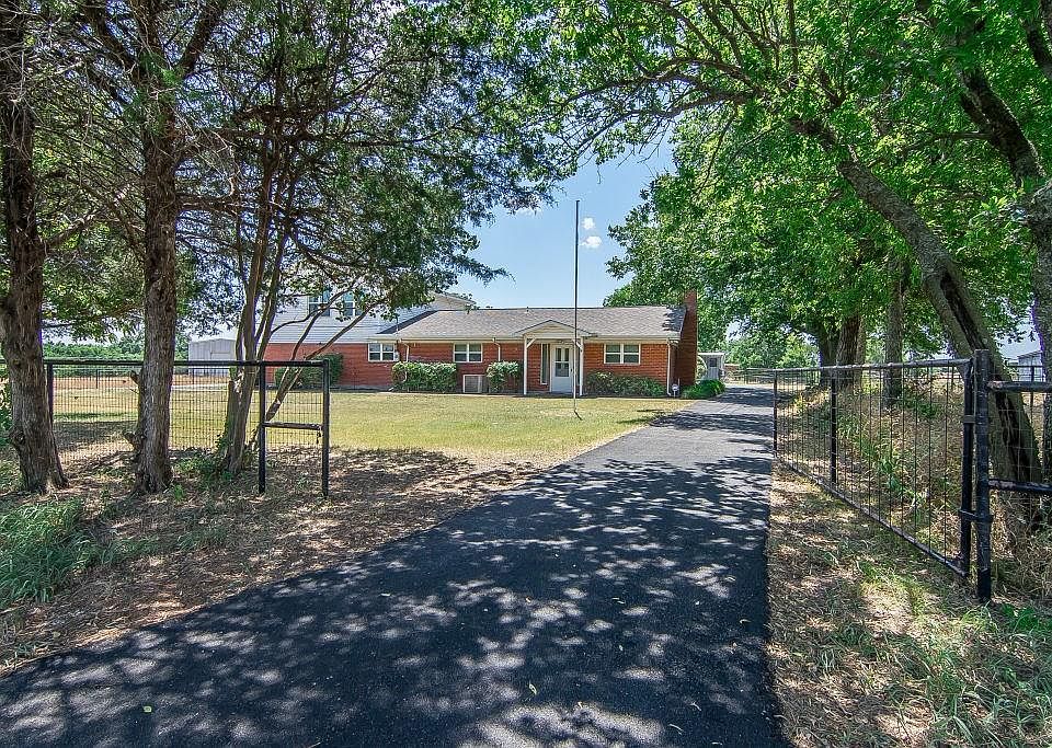 1st image of 4052 County Road 412
