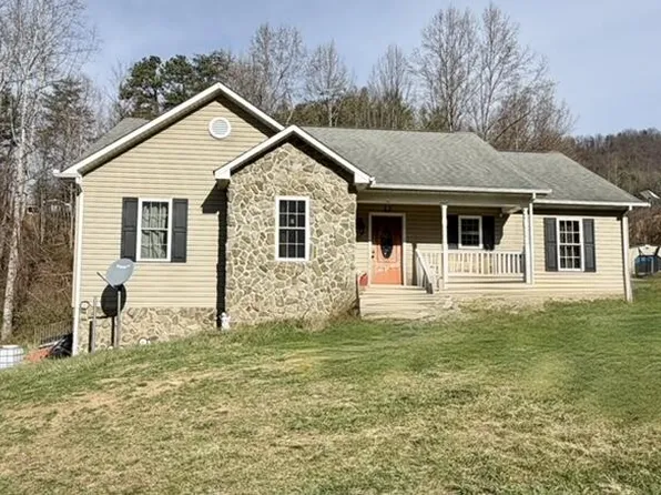 6267 Dillons Mill Rd, Callaway, VA 24067