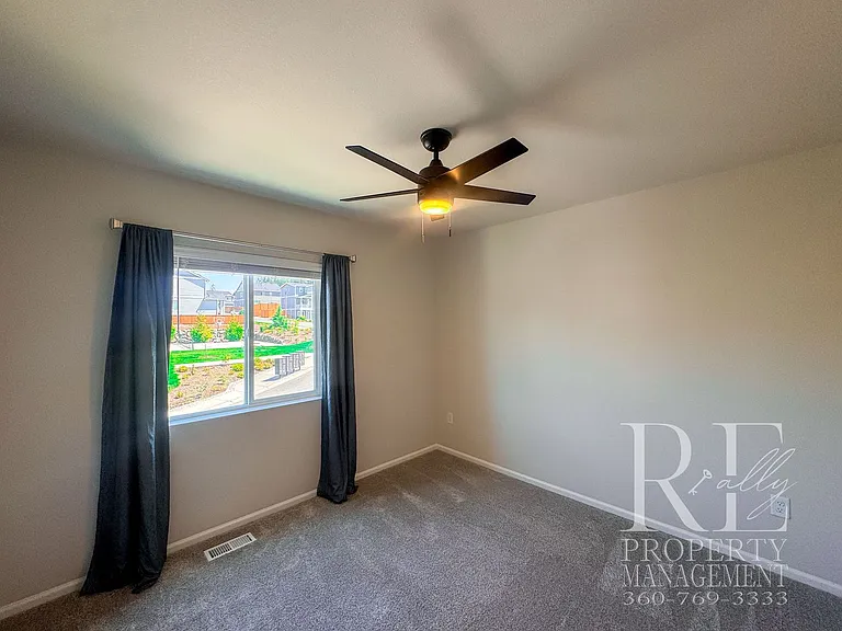 4219 Nettle Dr SE — Photo 29