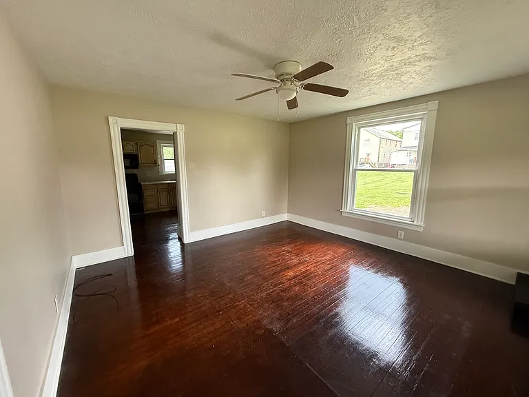 130 Cunkleman Rd — Photo 5