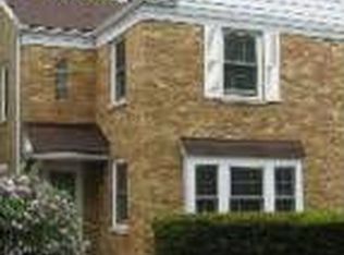6718 N Drake Ave, Lincolnwood, IL 60712