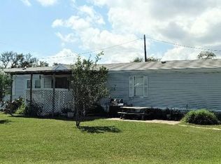 1145 Heron Ln, Rockport, TX 78382