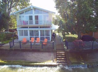 2745 E Sand Rd, Port Clinton, OH 43452