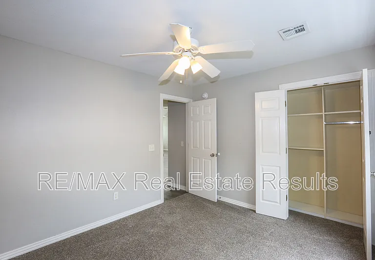 3711 SW Hansom Loop — Photo 21