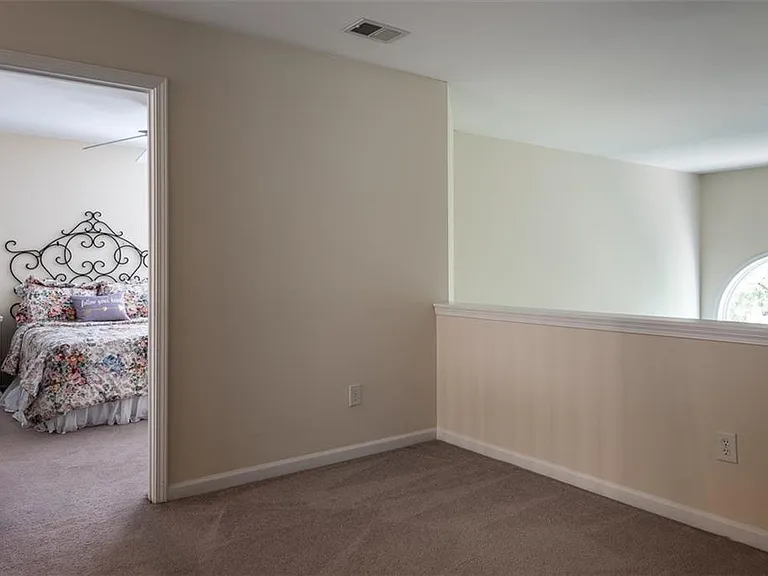4330 Granby Cir — Photo 12
