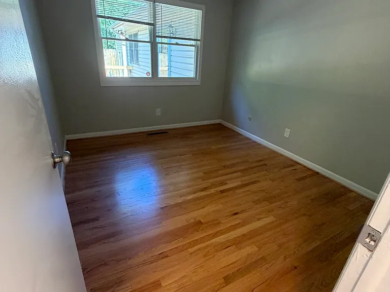 809 Hilltop Rd — Photo 9