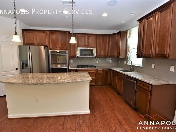3rd image of 7946 Monrovia Dr
