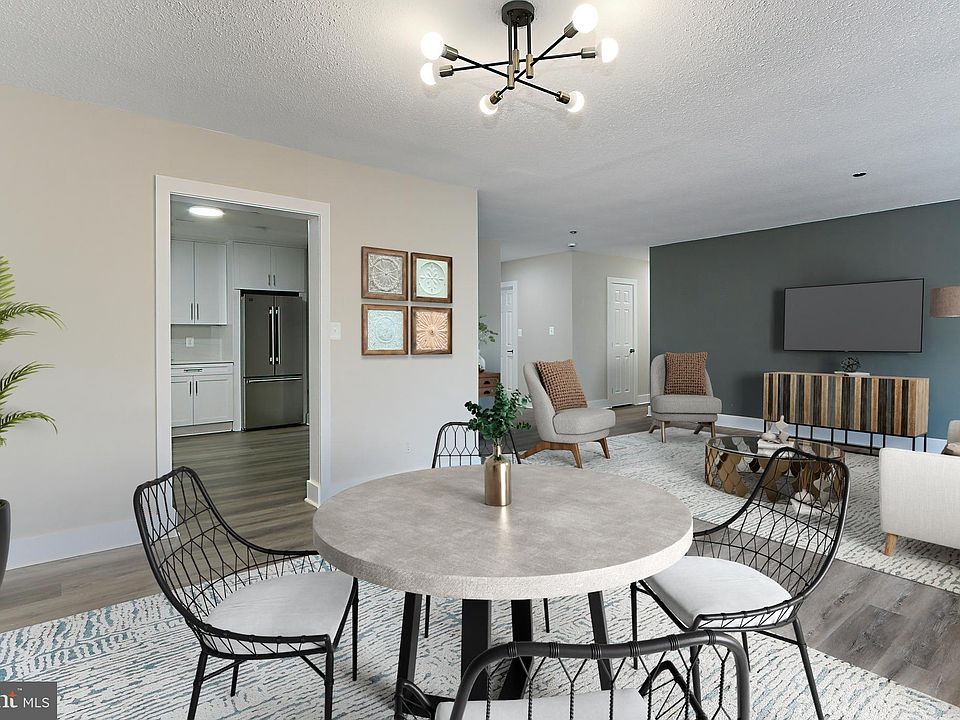 1st image of 3709 S George Mason Dr APT 103E