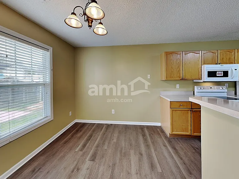 7609 Prairie Rose Ln — Photo 5
