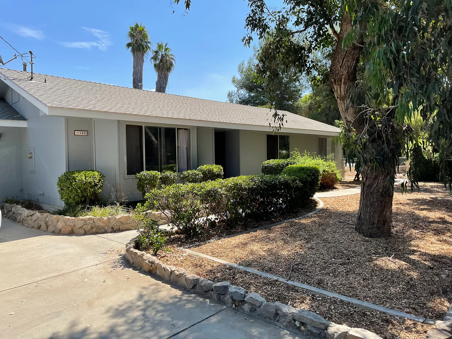 3 bed, 2250 sqft, $3,500 — Photo 1