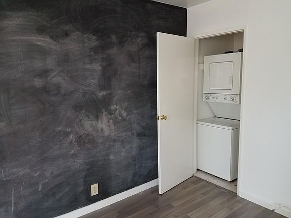 2nd image of 1418 Stanford St APT 3