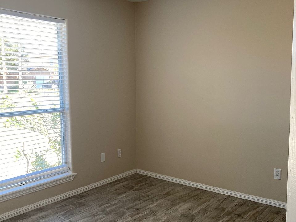 15518 Apt A Front Bedroom