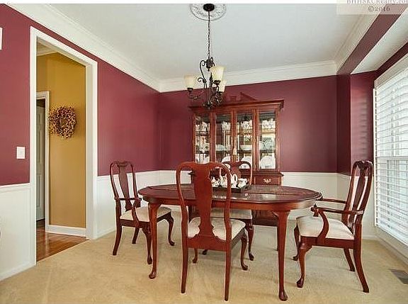 4th image of 15723 Beverly Ct