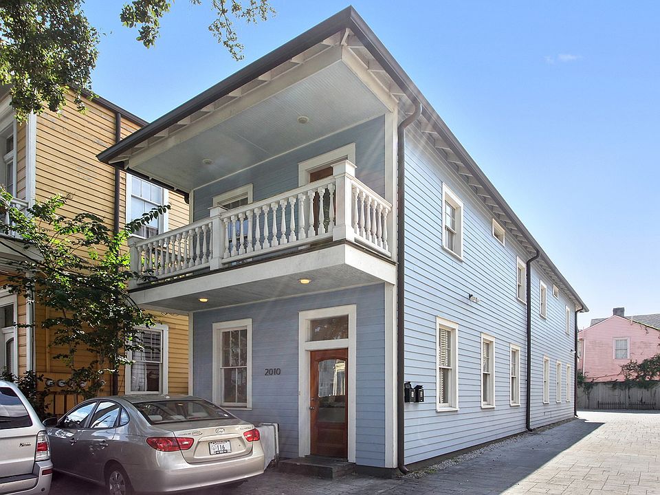 1st image of 2010 Baronne St