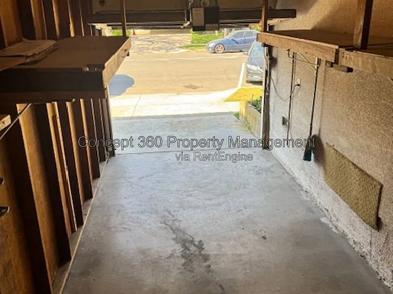 1604 E 2nd St #1H — Photo 46