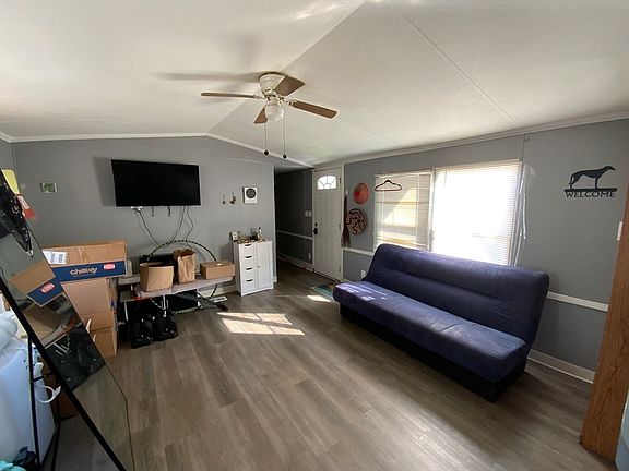2nd image of 40 Patriot Cir