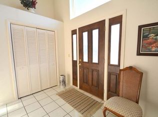 17 Pinegrove Blvd, Russell, PA 16345