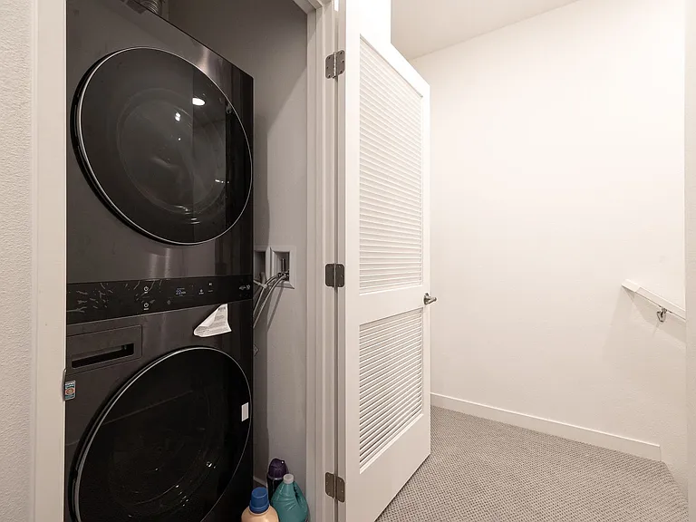 5355 Seacliff Pl #55 — Photo 12