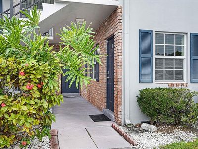 2701 Middle River Dr #10, Fort Lauderdale, FL, 33306