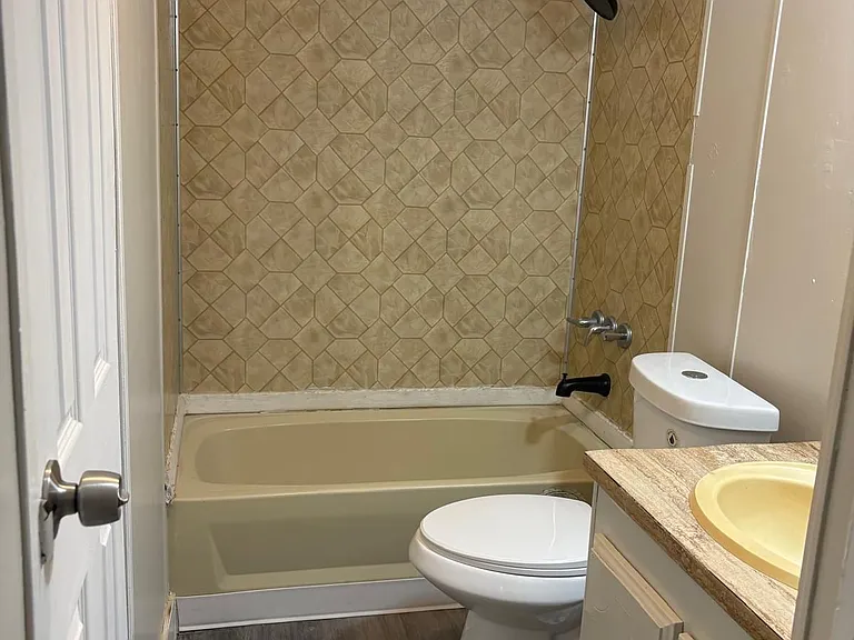 125 W Bush St #1 — Photo 11
