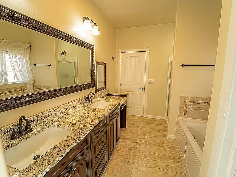 820 Serrano Pointe St NW — Photo 38