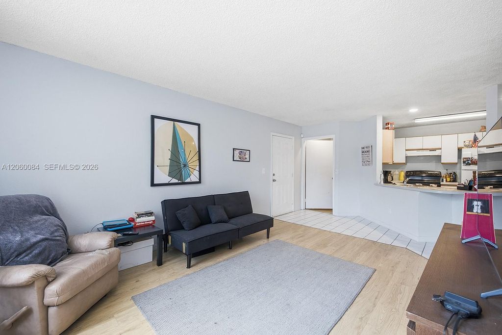 4045 W McNab Rd APT G110, photo 5