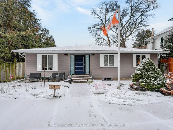 214 Main St E, Grimsby, ON L3M 1P6