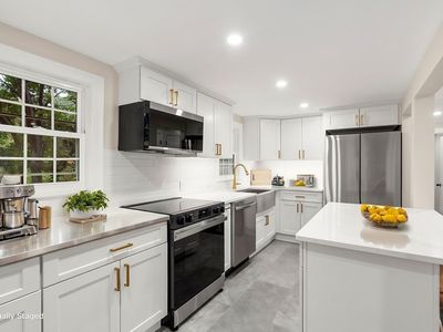 217 Lowell St, Reading, MA, 01867