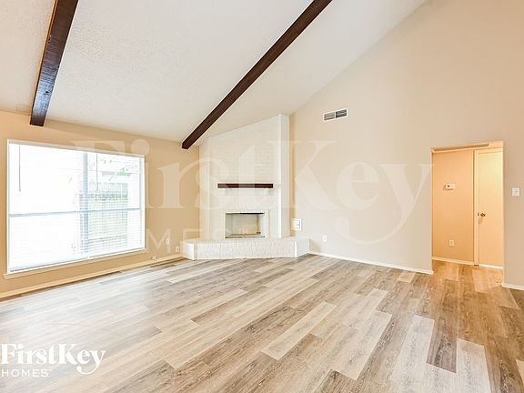 3rd image of 1518 Washington Dr