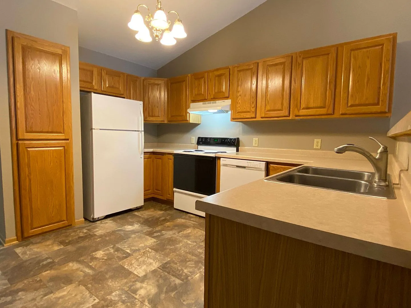 Industrial Street Townhomes — Photo 4