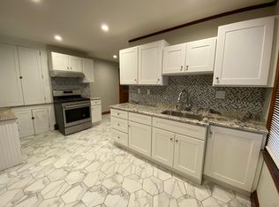 297 Belgrade Ave #2R, Roslindale, MA 02131